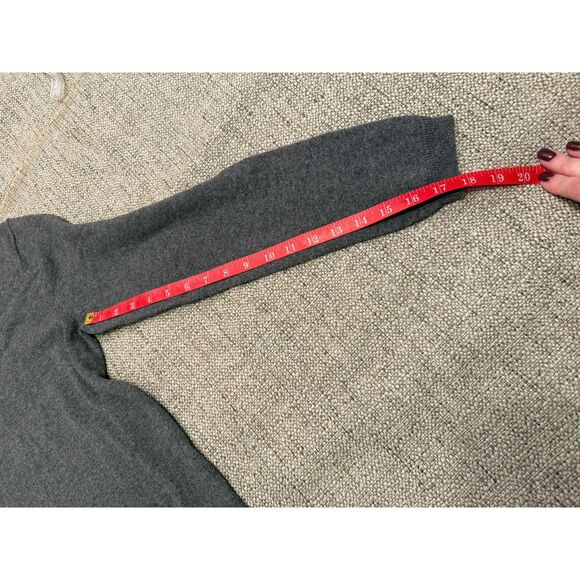 Patagonia Women's Recycled Cashmere + Wool V-Neck Sweater XS NWOT - Picture 7 of 9